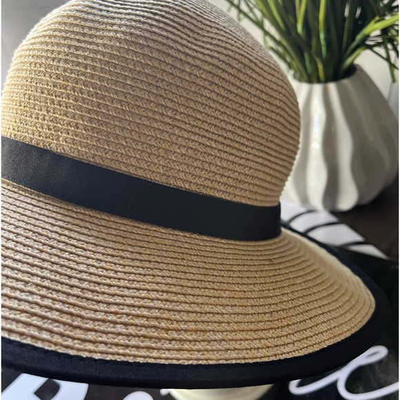 Sun N Sand Backless Straw Hat w/ Black Trim Adjustable Brim New - Picture 2 of 5